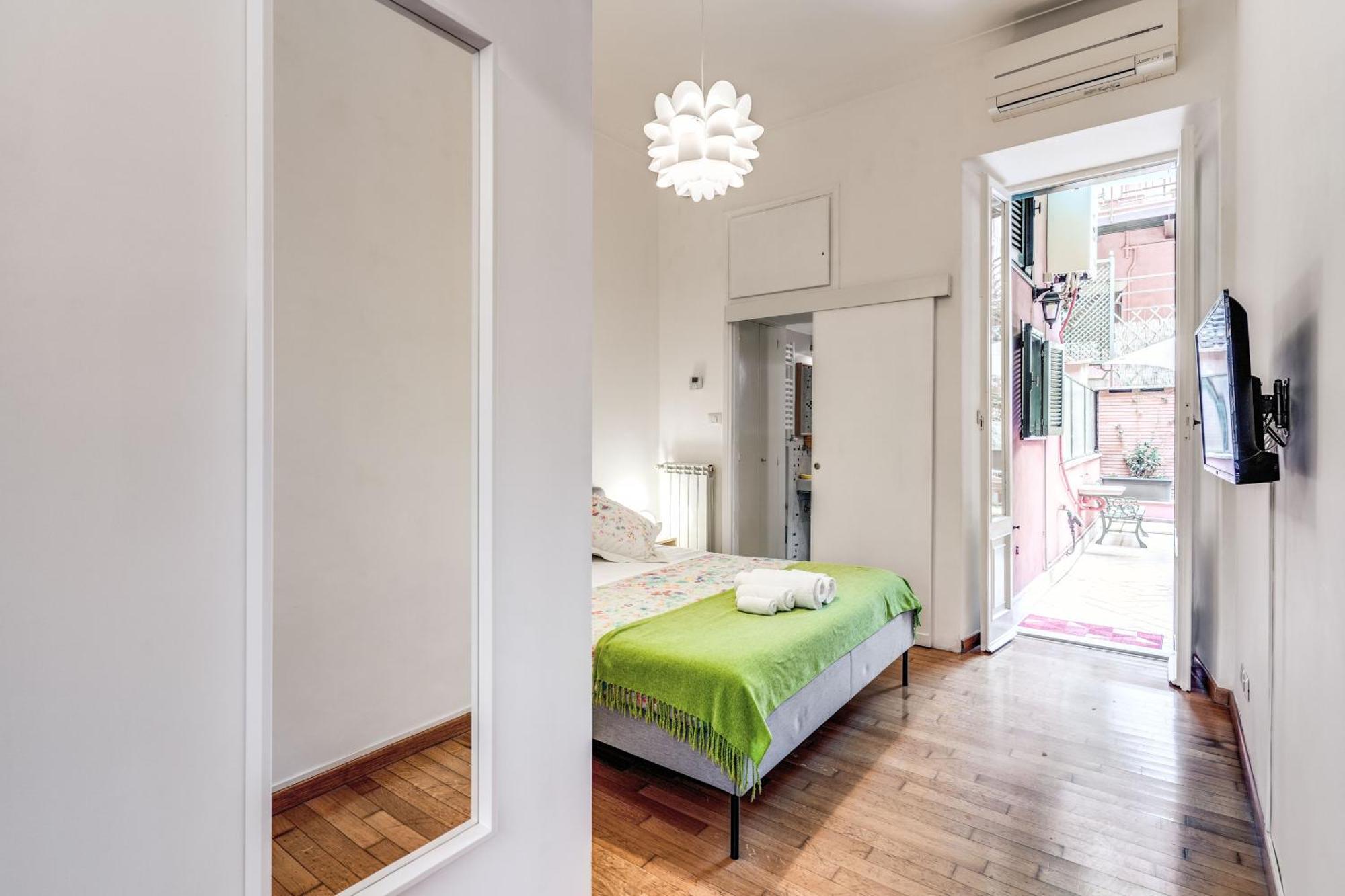 Elegant Apartment Behind The Colosseum Rzym Zewnętrze zdjęcie