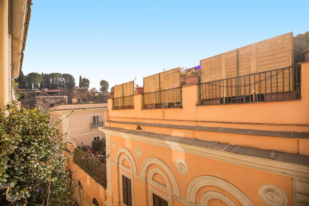 Elegant Apartment Behind The Colosseum Rzym Zewnętrze zdjęcie