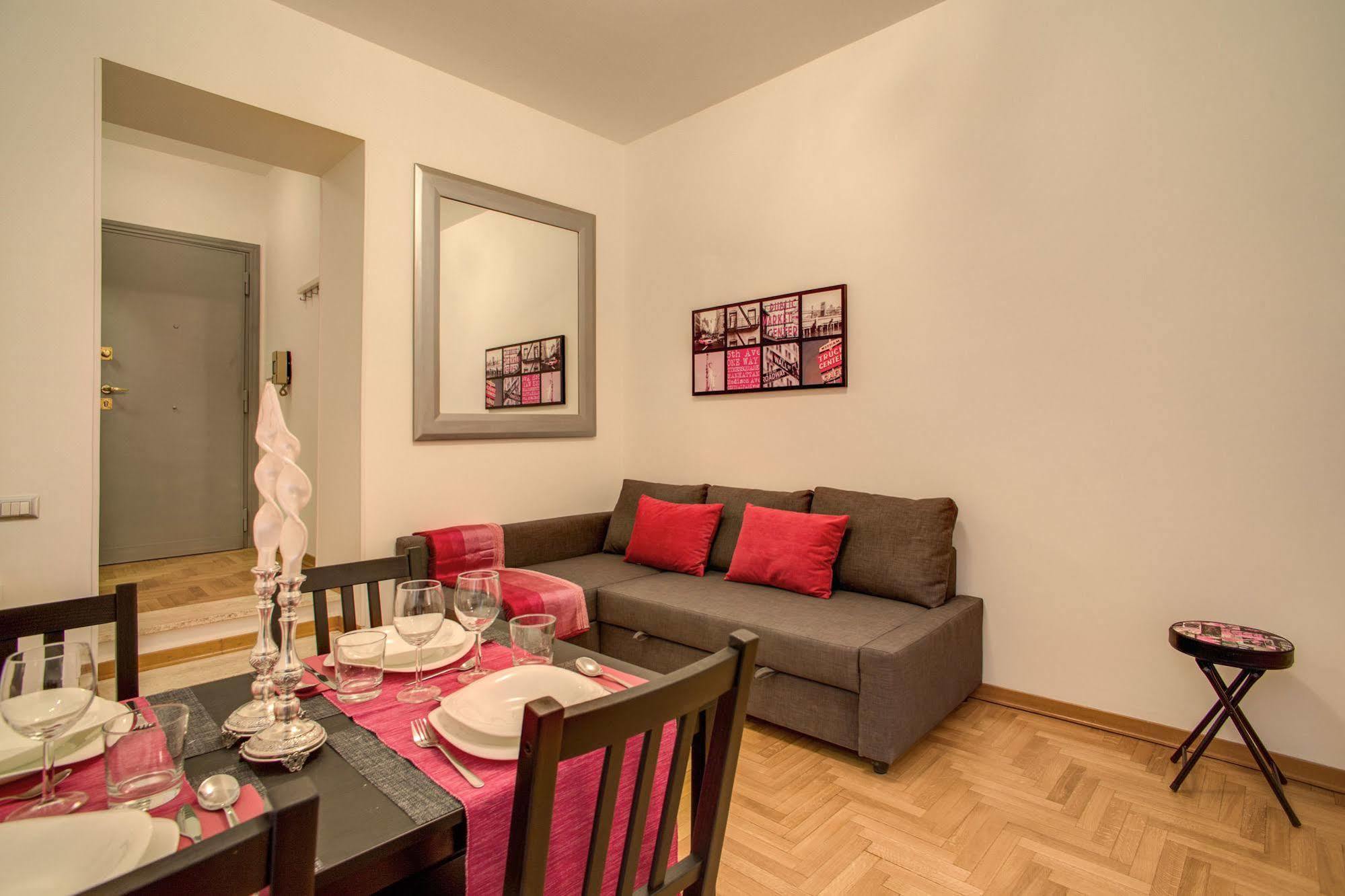 Elegant Apartment Behind The Colosseum Rzym Zewnętrze zdjęcie