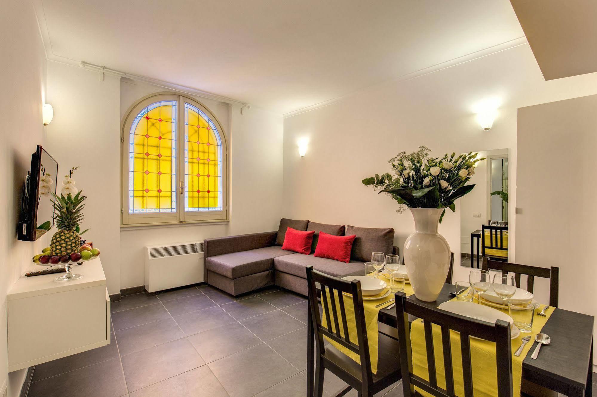 Elegant Apartment Behind The Colosseum Rzym Zewnętrze zdjęcie