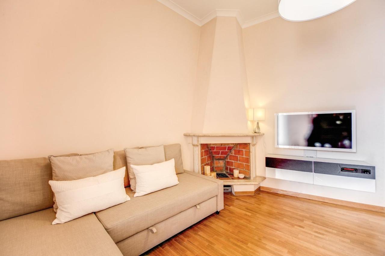 Elegant Apartment Behind The Colosseum Rzym Pokój zdjęcie